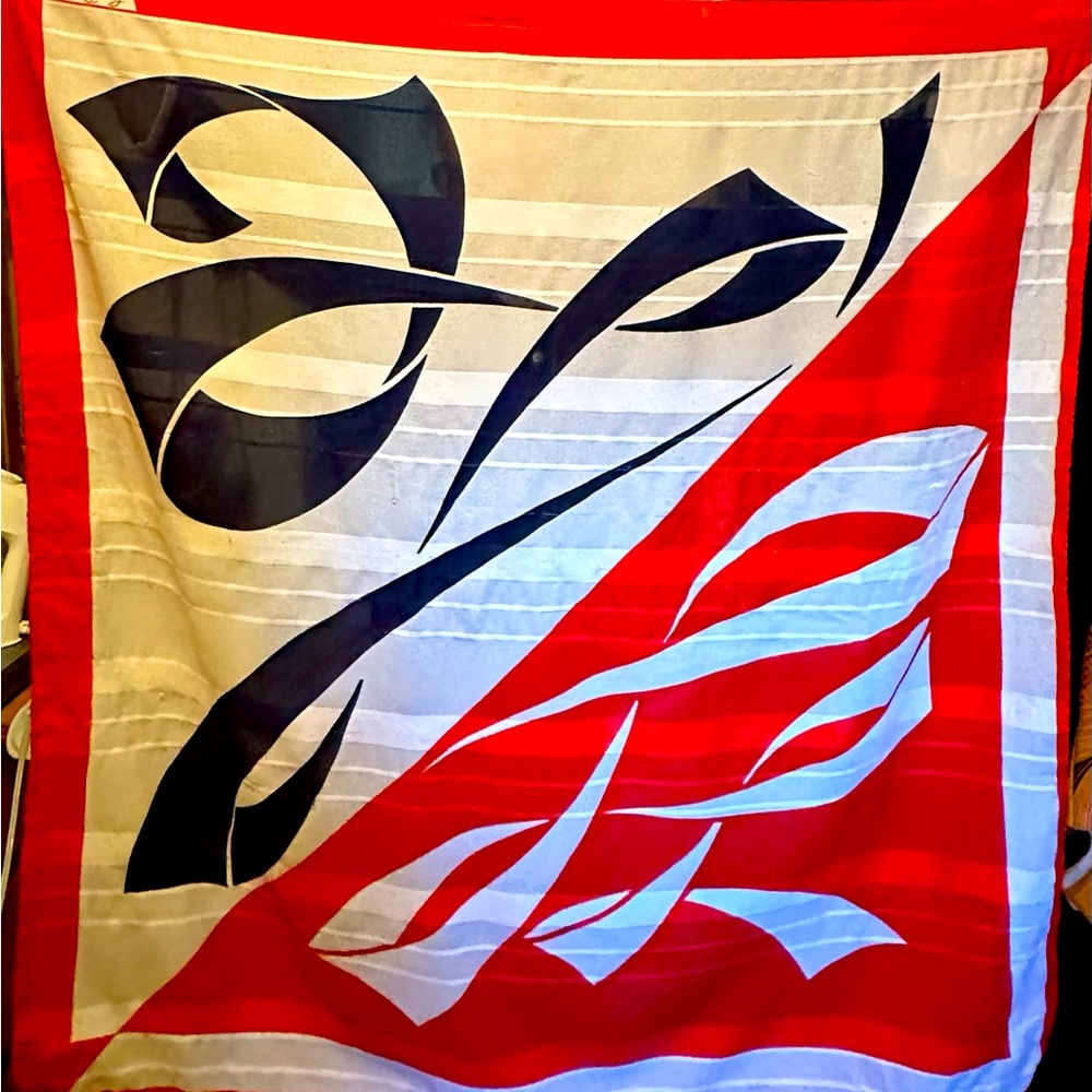 Foulard vintage Renè Reveur Paris 100% seta mis.90x90 - Depop